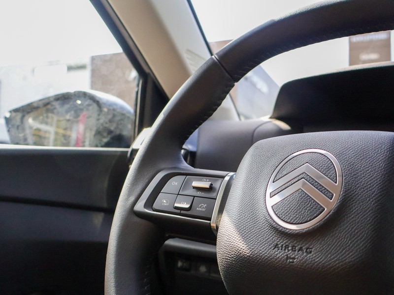 citroen-c4-2025-eletrico-500cc