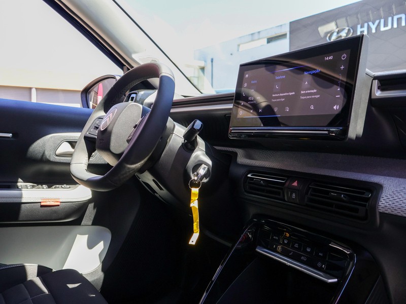 citroen-e-c3-2025-eletrico-500cc