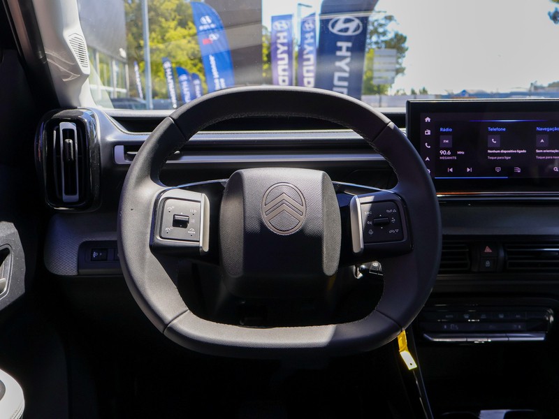 citroen-e-c3-2025-eletrico-500cc