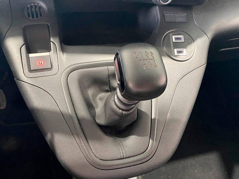 fiat-doblo-2025-diesel-1499cc