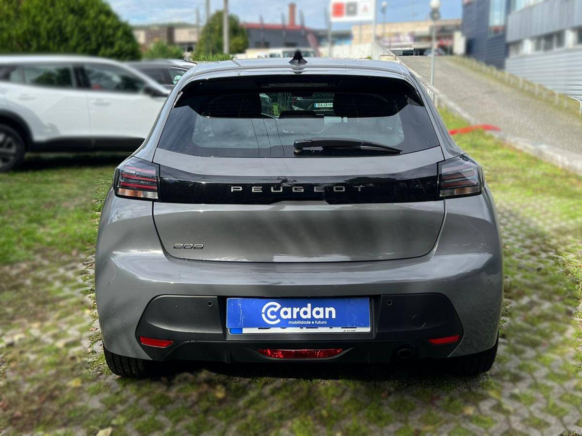 peugeot-208-2024-eletrico-500cc