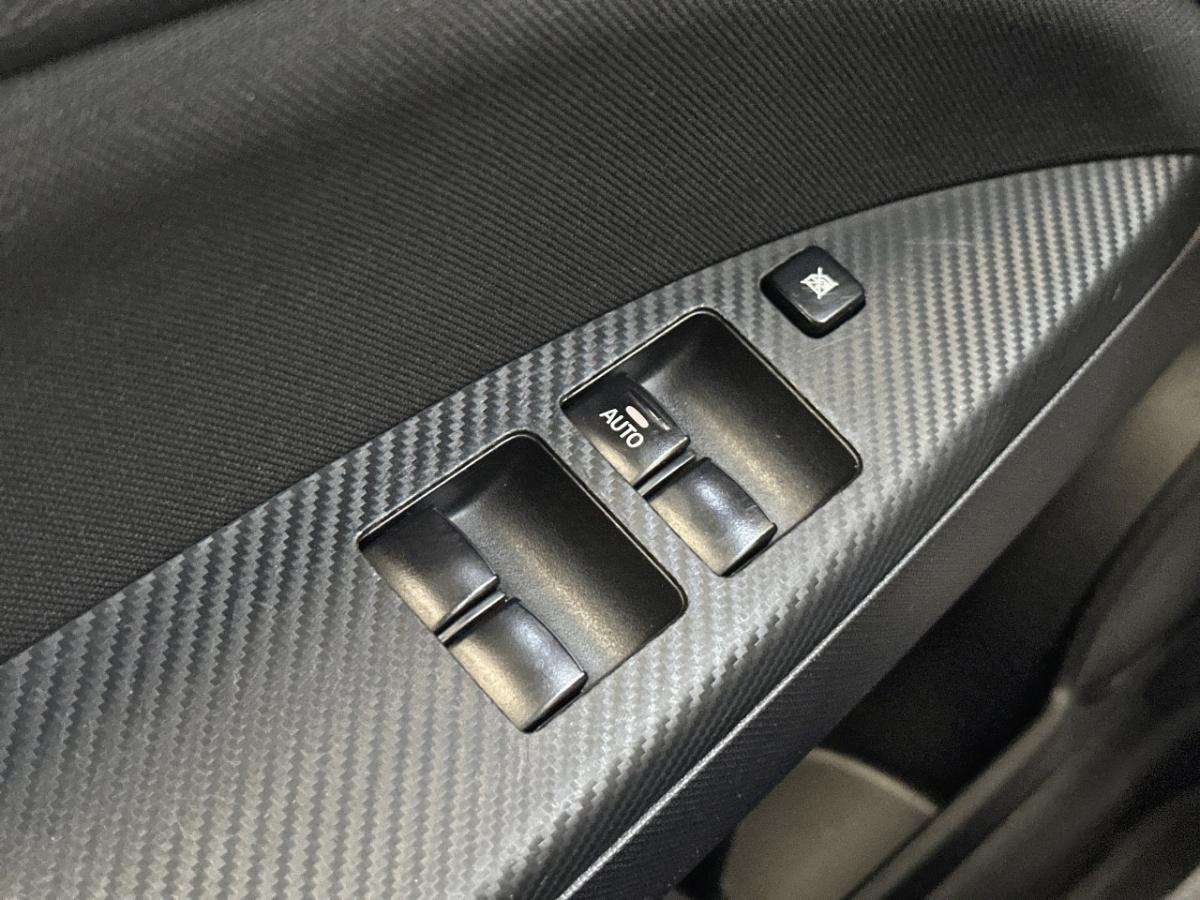 mitsubishi-space-star-2025-gasolina-1193cc
