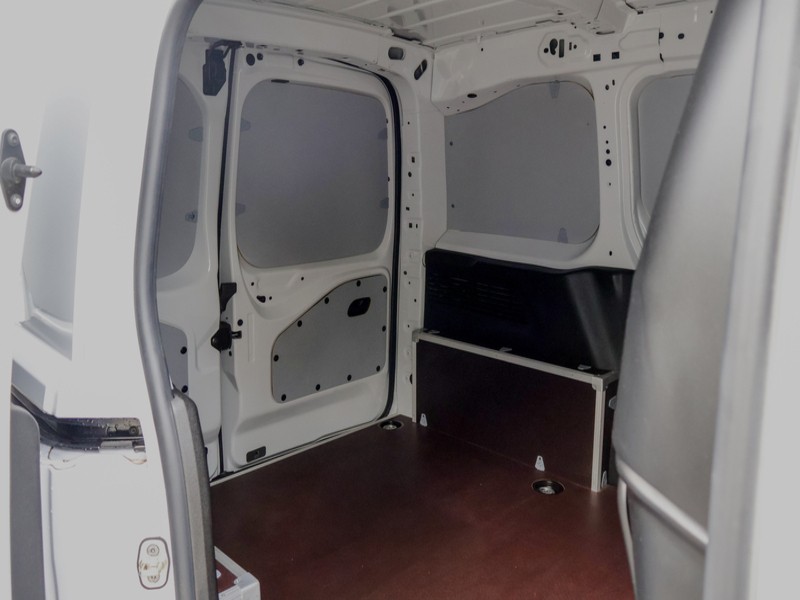 citroen-berlingo-2025-diesel-1499cc