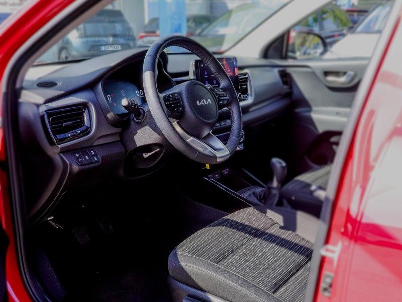 kia-stonic-2025-gasolina-998cc
