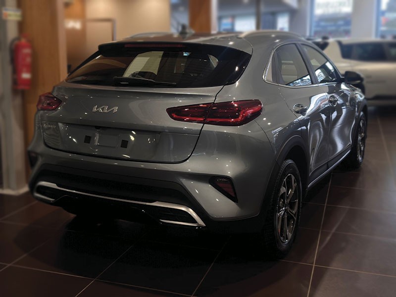 kia-xceed-2025-gasolina-998cc