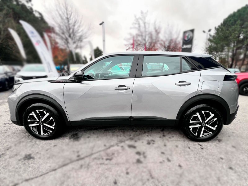 peugeot-2008-2025-eletrico-500cc
