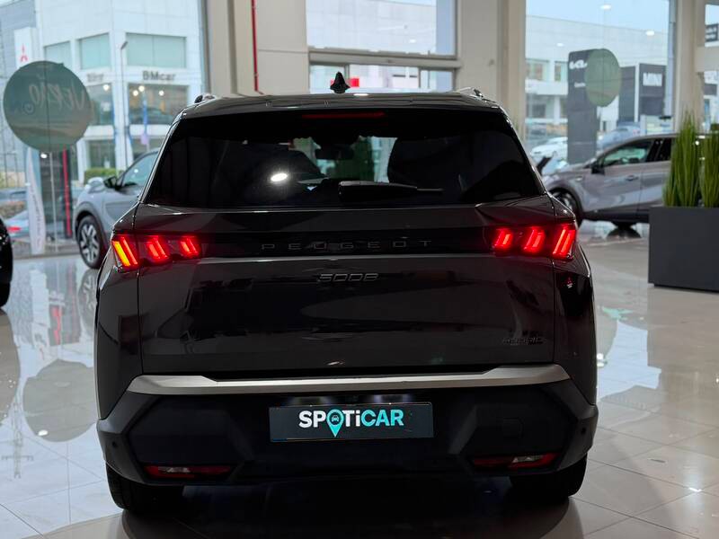 peugeot-5008-2025-gasolina-1199cc