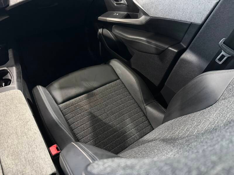 peugeot-5008-2025-gasolina-1199cc