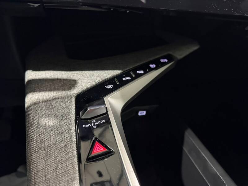 peugeot-5008-2025-gasolina-1199cc