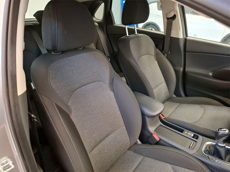hyundai-i30-2023-gasolina-998cc