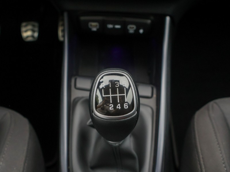 hyundai-bayon-2024-gasolina-998cc