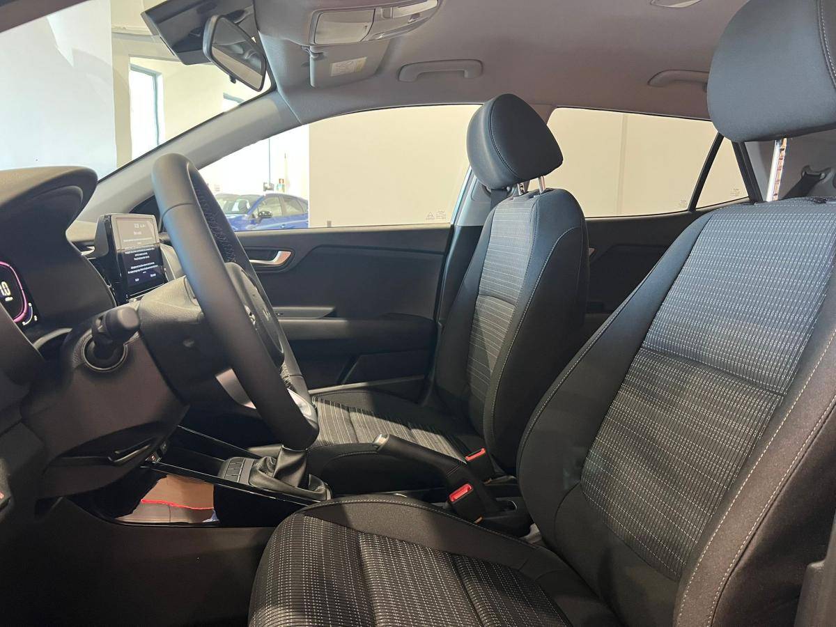kia-stonic-2025-gasolina-998cc
