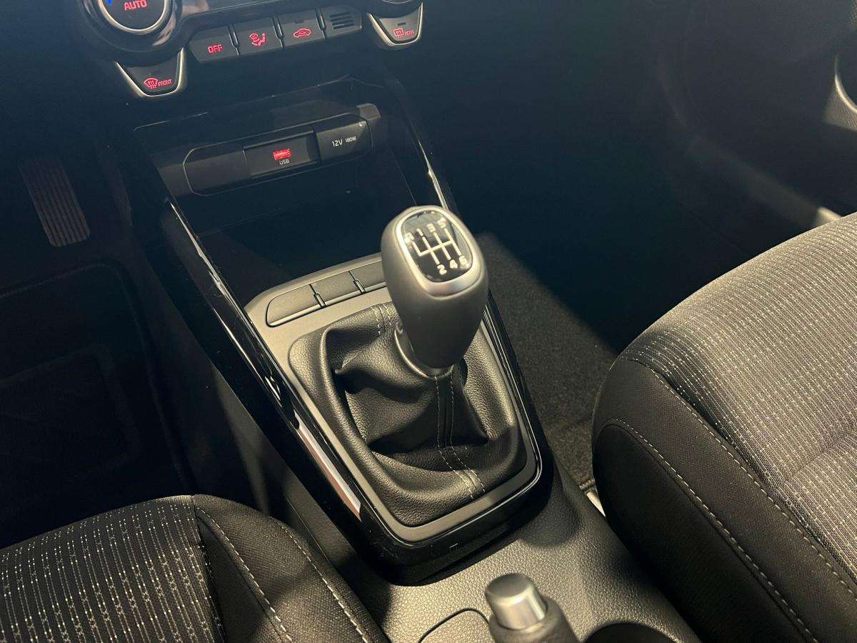 kia-stonic-2025-gasolina-998cc