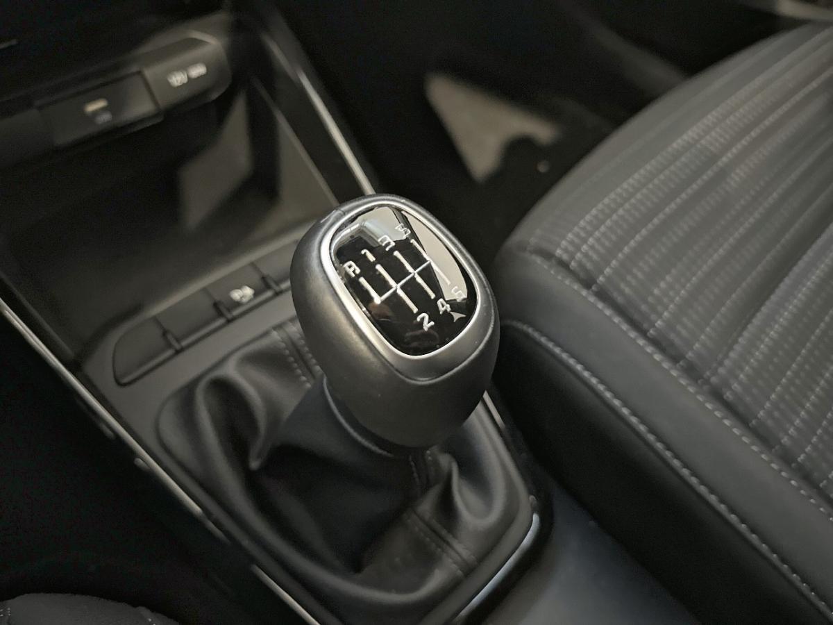 kia-stonic-2024-gasolina-998cc
