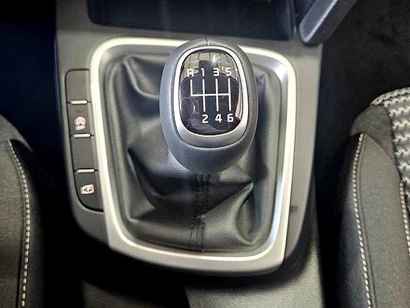 kia-xceed-2025-gasolina-998cc