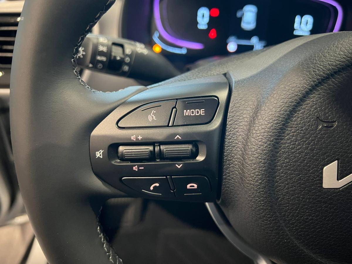 kia-stonic-2025-gasolina-998cc