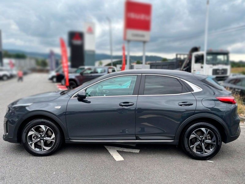 kia-xceed-2025-gasolina-998cc