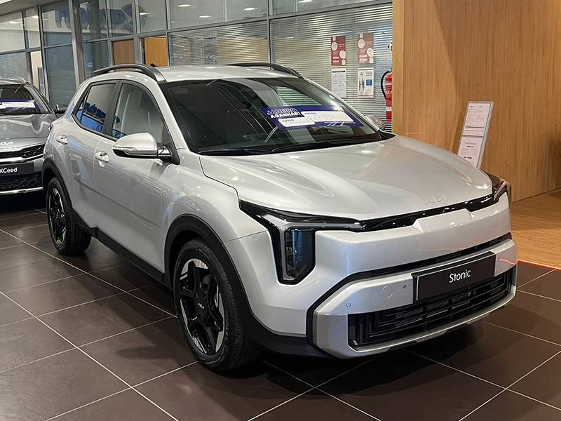 kia-stonic-2025-gasolina-998cc