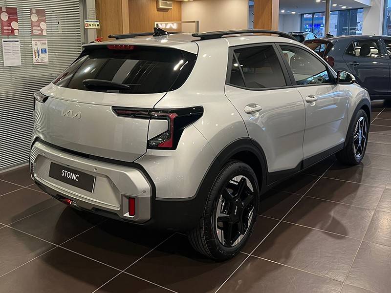 kia-stonic-2025-gasolina-998cc
