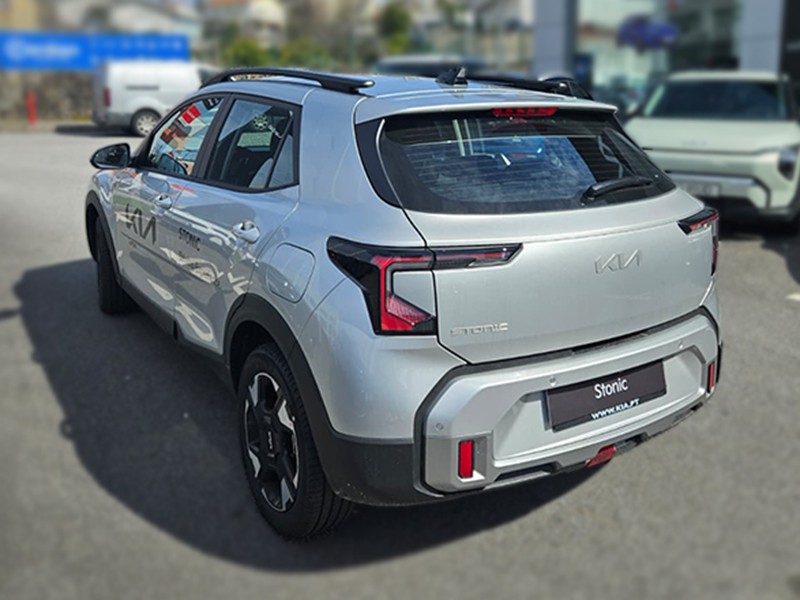 kia-stonic-2015-gasolina-998cc