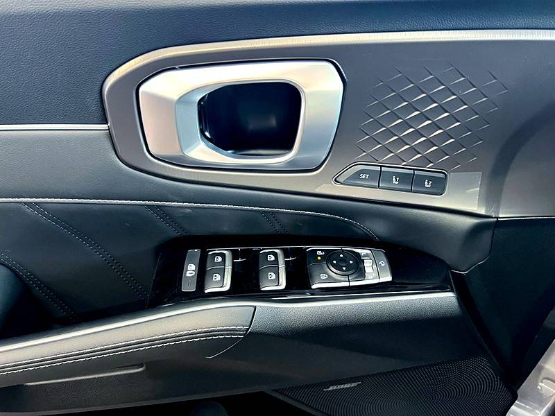 kia-sorento-2026-hibrido-a-gasolina-1598cc