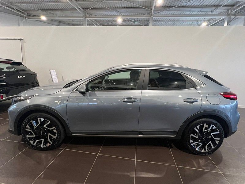 kia-xceed-2025-gasolina-998cc