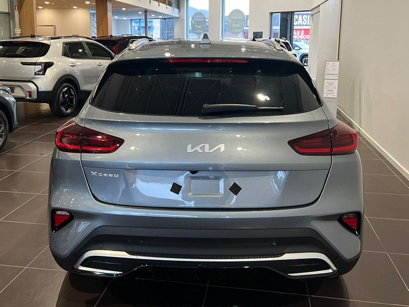 kia-xceed-2025-gasolina-998cc