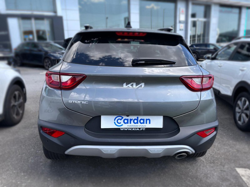 kia-stonic-2025-gasolina-998cc