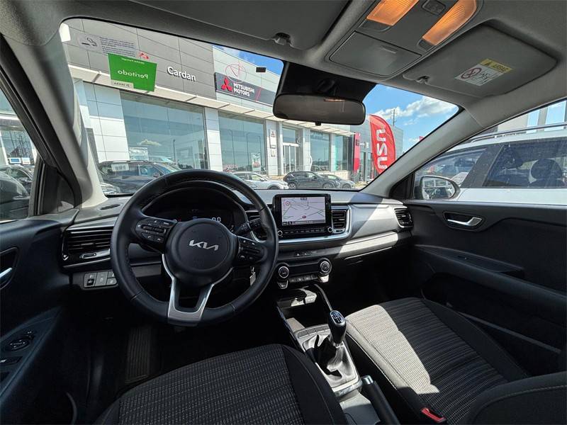 kia-stonic-2025-gasolina-998cc