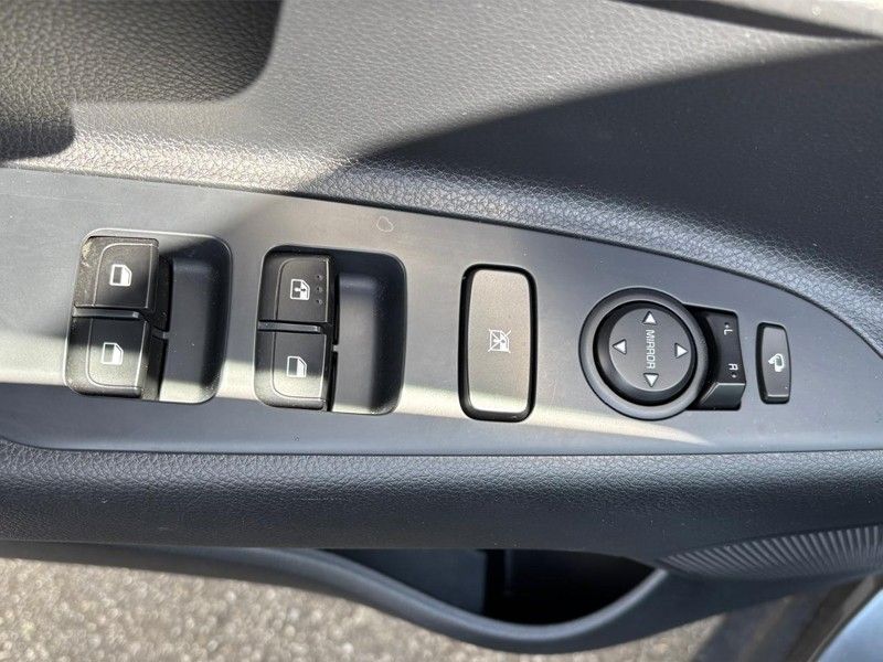 kia-stonic-2025-gasolina-998cc