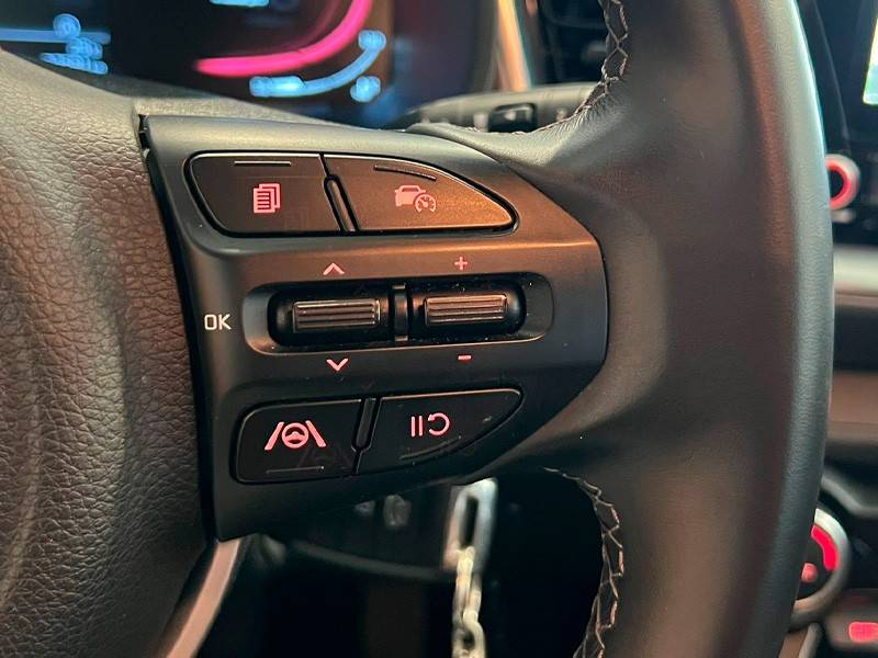 kia-stonic-2025-gasolina-998cc