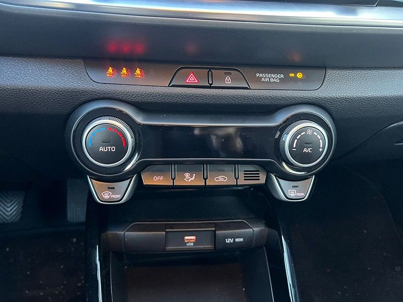 kia-stonic-2025-gasolina-1197cc