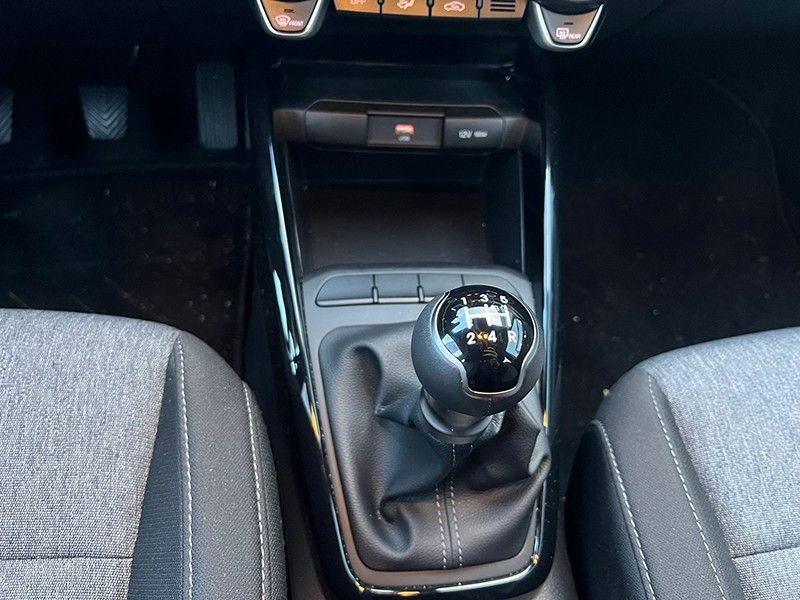 kia-stonic-2025-gasolina-1197cc