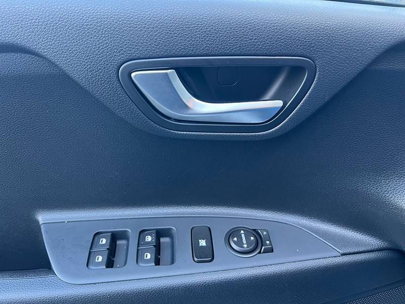 kia-stonic-2025-gasolina-1197cc