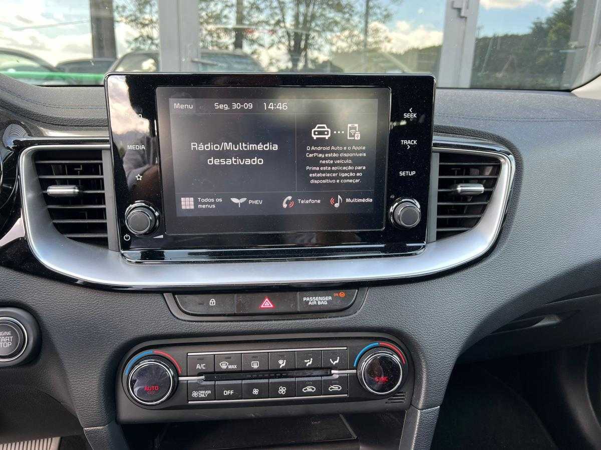 kia-xceed-2025-hibrido-a-gasolina-1580cc