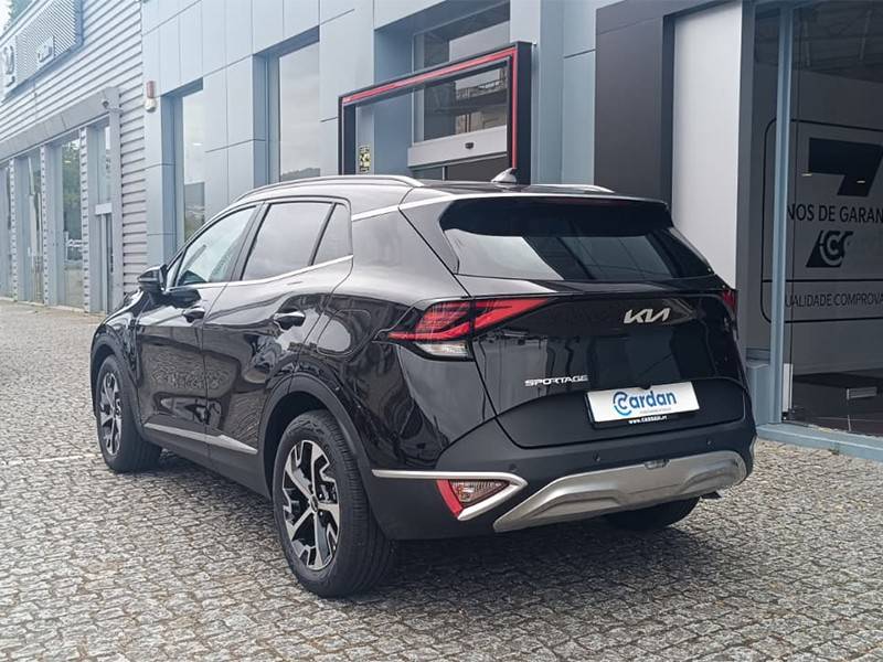 kia-sportage-2025-gasolina-1598cc