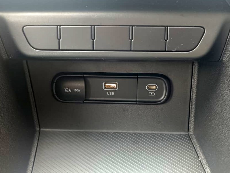 kia-sportage-2025-gasolina-1598cc
