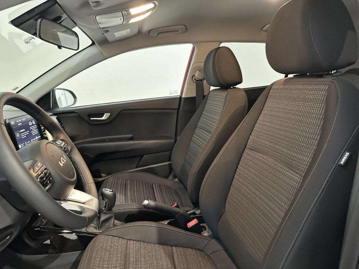 kia-stonic-2025-gasolina-998cc