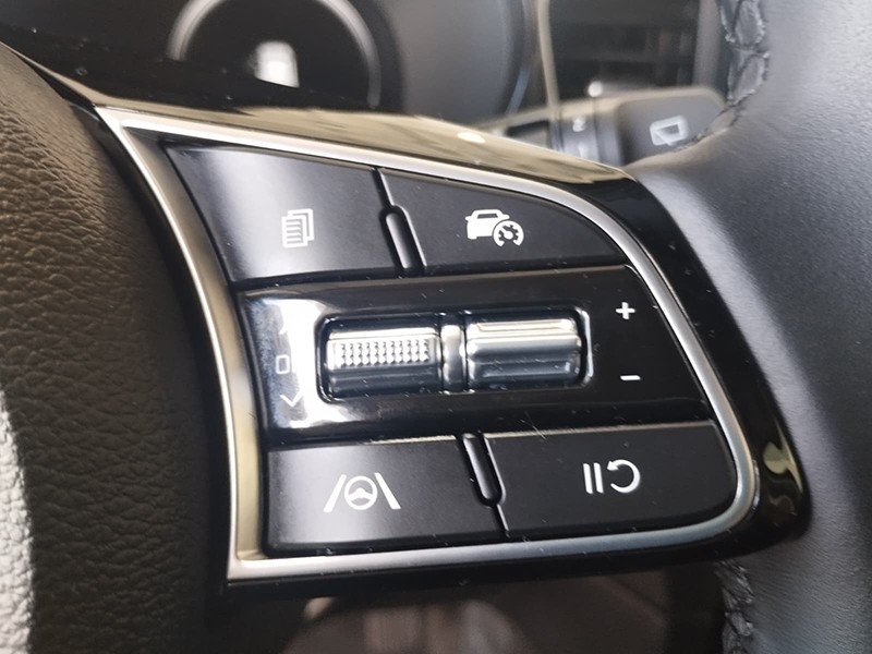 kia-xceed-2026-gasolina-998cc