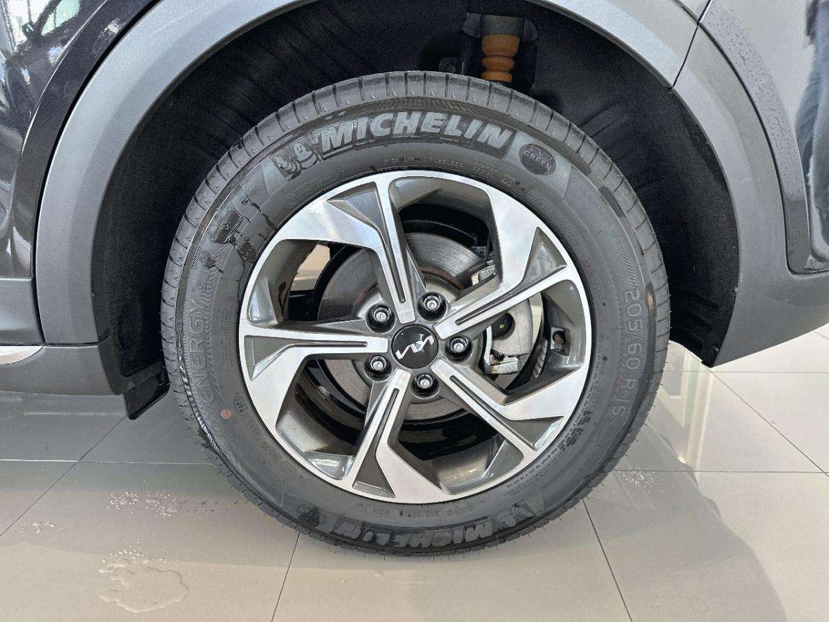 kia-xceed-2025-gasolina-998cc