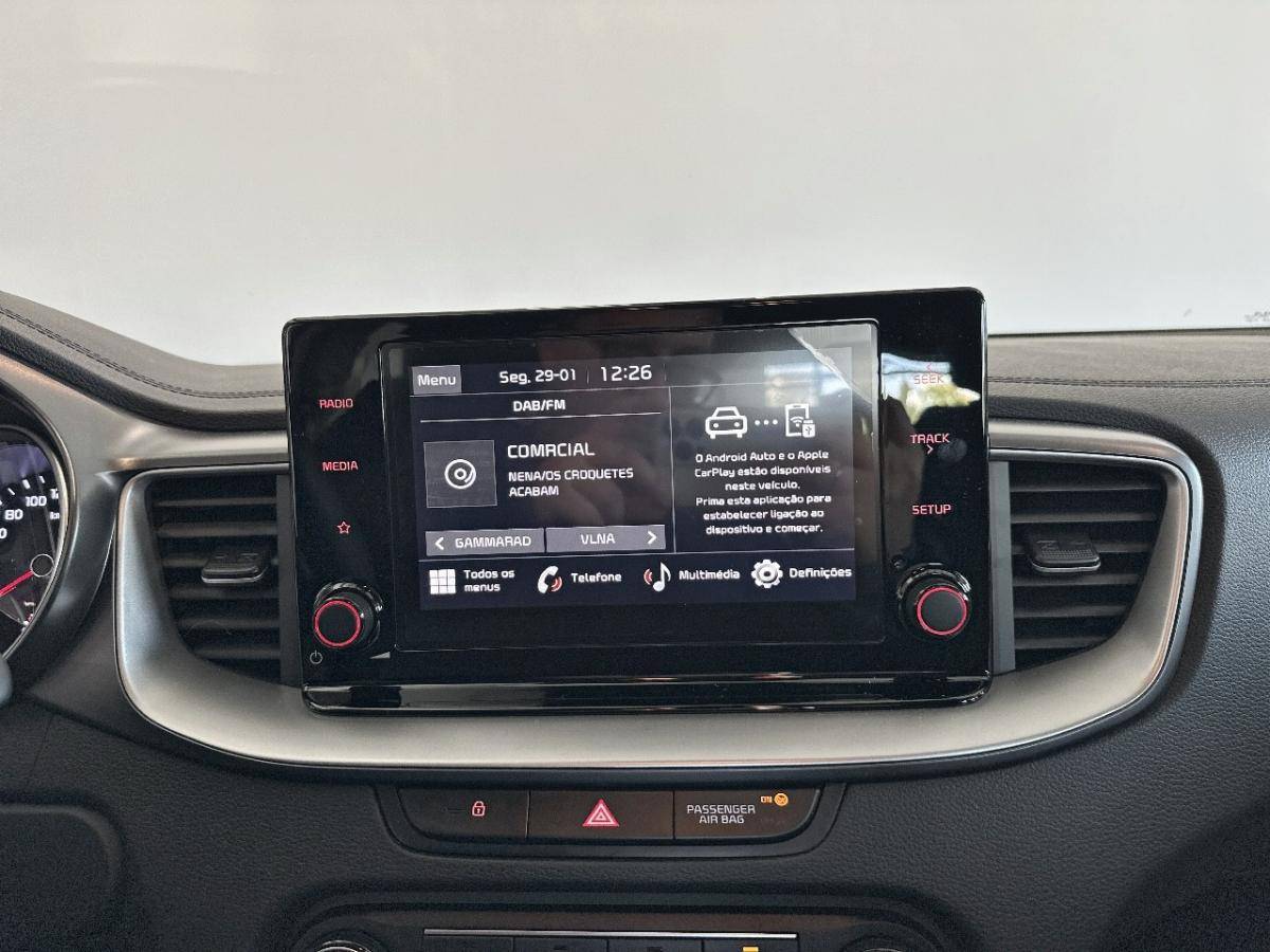 kia-xceed-2025-gasolina-998cc