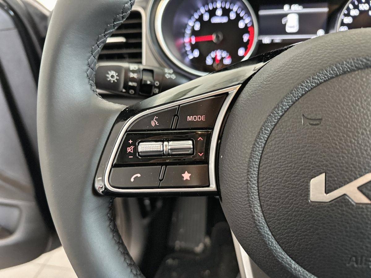 kia-xceed-2025-gasolina-998cc