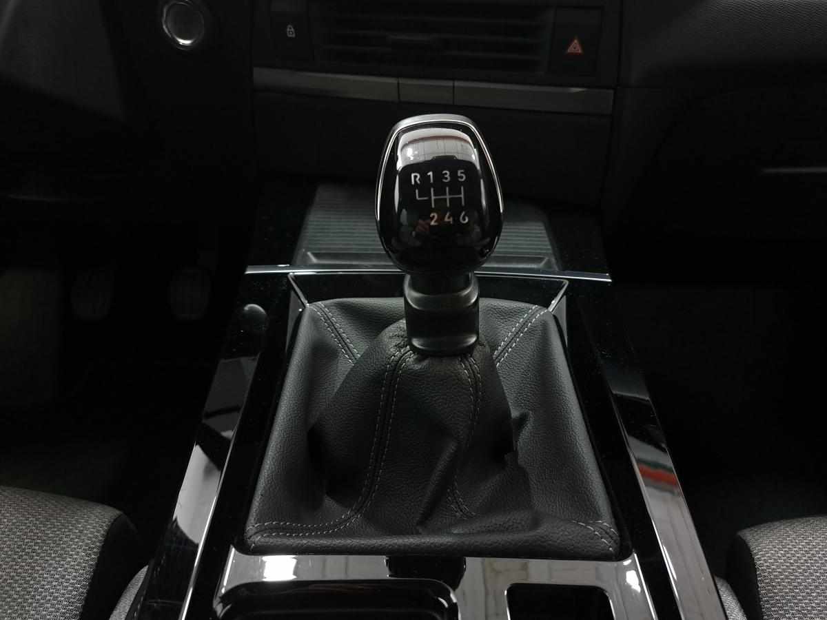opel-astra-1-2-turbo-2023-gasolina-1199cc