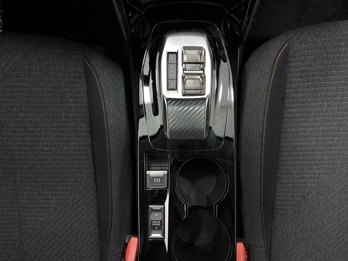 peugeot-208-2025-eletrico-0cc