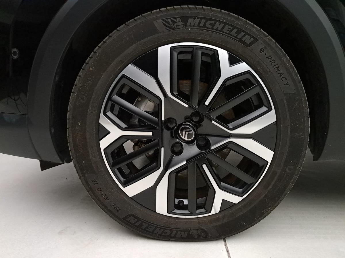 citroen-c4-2025-eletrico-0cc