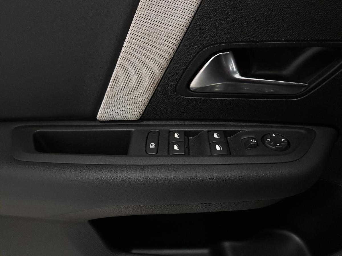 citroen-c4-2025-eletrico-0cc