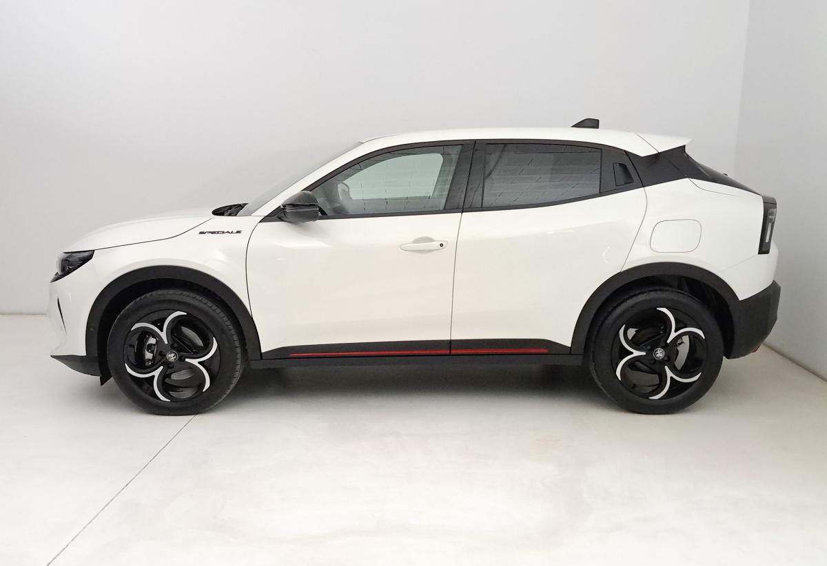 alfa-romeo-junior-2025-hibrido-a-gasolina-1199cc