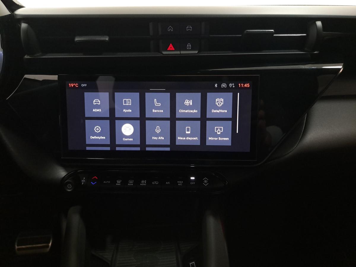 alfa-romeo-junior-2025-hibrido-a-gasolina-1199cc