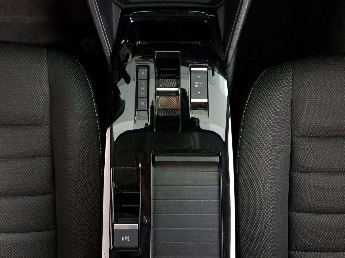 citroen-c4-2025-hibrido-a-gasolina-1199cc