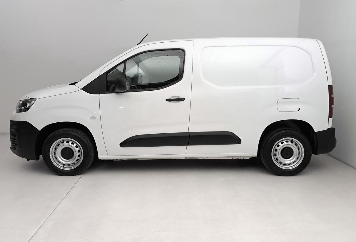 citroen-berlingo-2024-diesel-1499cc